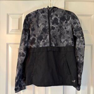 BCG Boys Black and Grey 1/2 Zip Rain Jacket size: Youth Large
